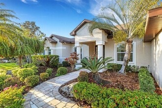 11011 Hyacinth Pl in Lakewood Ranch, FL - Building Photo - Building Photo