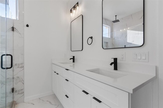 533 Hackberry Rd in Salado, TX - Building Photo - Building Photo