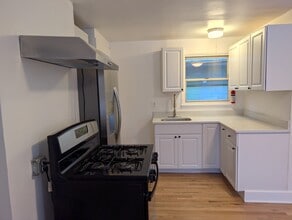 64 Liberty St in New Haven, CT - Building Photo - Building Photo