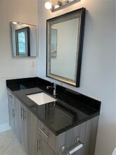 620 SW 111th Ave, Unit # 302 in Pembroke Pines, FL - Foto de edificio - Building Photo