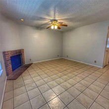 929 W Hickory St in Denton, TX - Building Photo - Building Photo