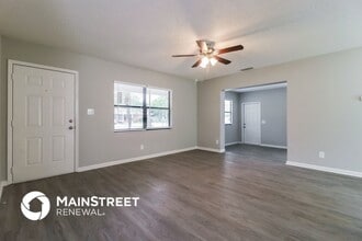 8911 Navajo Ave in Tampa, FL - Foto de edificio - Building Photo