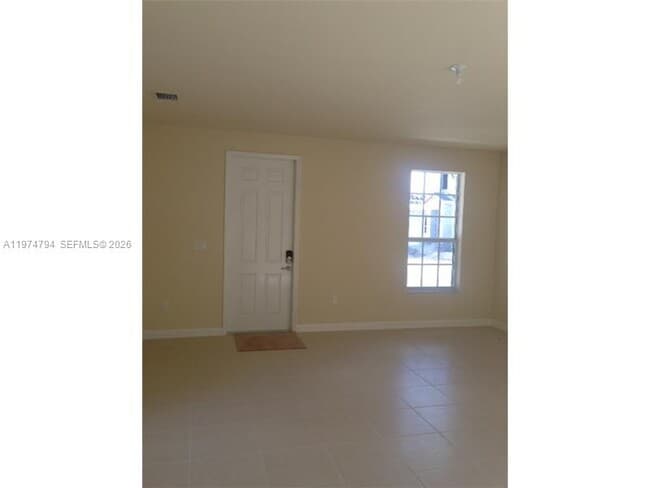 17057 SW 92nd St in Miami, FL - Building Photo - Building Photo