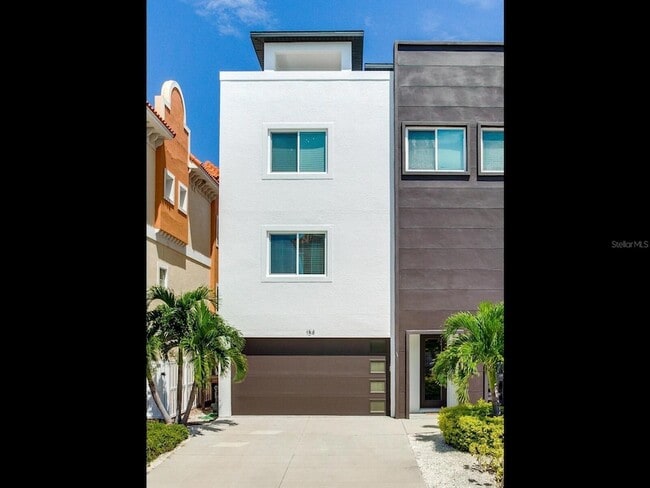 154 175th Ave E in Redington Shores, FL - Building Photo - Building Photo