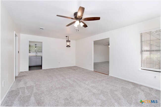 property at 1405 Oak Park Ln