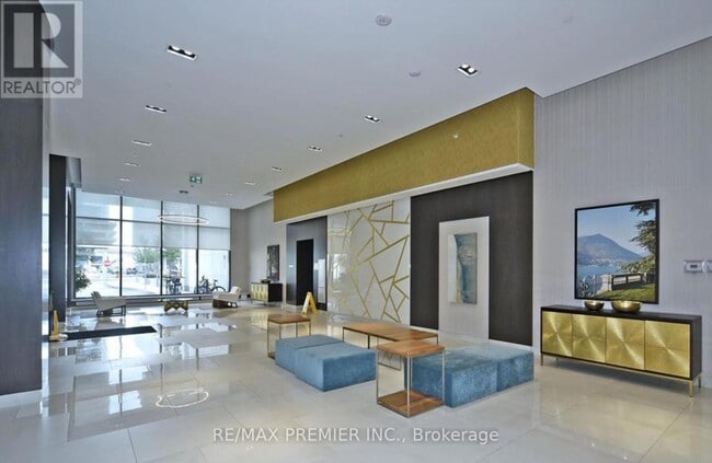 9000 Jane St in Vaughan, ON - Building Photo - Building Photo