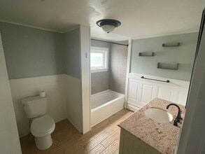 20 Colfax St in Toms River, NJ - Building Photo - Building Photo