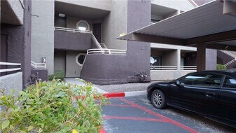 5016 S Rainbow Blvd in Las Vegas, NV - Building Photo