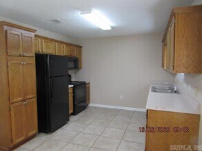 1825 Tuscany Dr in Conway, AR - Building Photo - Building Photo