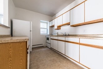 4814-4820 W Monroe St Chicago, IL 60644 in Chicago, IL - Building Photo - Building Photo