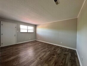 411 Sharp Ln NE in Knoxville, TN - Building Photo - Building Photo