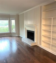 7 Stratford Hall Pl NE in Atlanta, GA - Building Photo - Building Photo