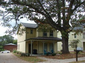 1694 Milledge Avenue Ext in Athens, GA - Building Photo