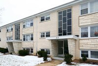 311-317 Park Ave in Addison, IL - Foto de edificio - Building Photo