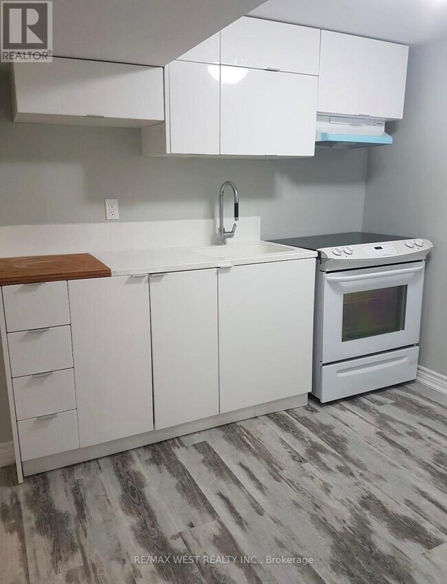 77 Murrie St in Toronto, ON - Building Photo - Building Photo