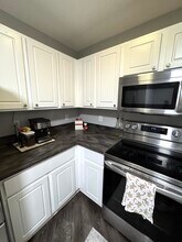 1146 NE Coy Senda in Jensen Beach, FL - Building Photo - Building Photo