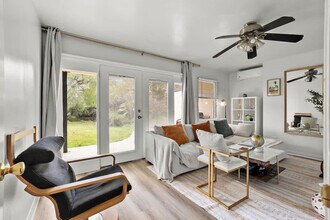 4989 Randlett Dr in La Mesa, CA - Building Photo - Building Photo