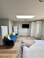 13817 2nd Ave SW in Burien, WA - Building Photo