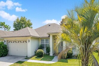 2731 Creek Ridge Dr in Green Cove Springs, FL - Building Photo - Building Photo