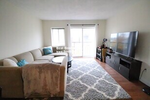 50 Craigie St in Somerville, MA - Building Photo