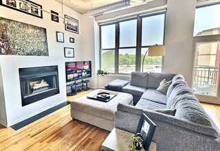 6 S Laflin St, Unit 403 in Chicago, IL - Building Photo - Building Photo