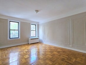 850 W 176th St in New York, NY - Building Photo - Building Photo