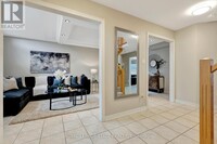 162 Silverlace Cir in Hamilton, ON - Building Photo - Building Photo