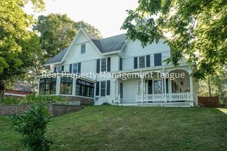 4382 Western Turnpike in Altamont, NY - Building Photo - Building Photo