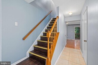 22358 Mayfield Terrace in Sterling, VA - Building Photo - Building Photo