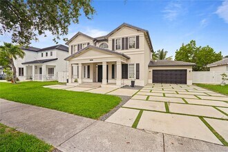 20234 SW 128th Pl in Miami, FL - Foto de edificio - Building Photo