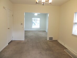 509 Haish Blvd in Dekalb, IL - Building Photo - Building Photo