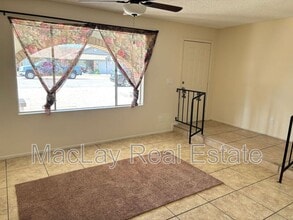 7320 W Rose Ln in Glendale, AZ - Building Photo - Building Photo
