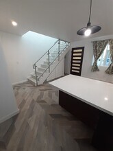 5007 W 12th St in Los Angeles, CA - Building Photo - Building Photo