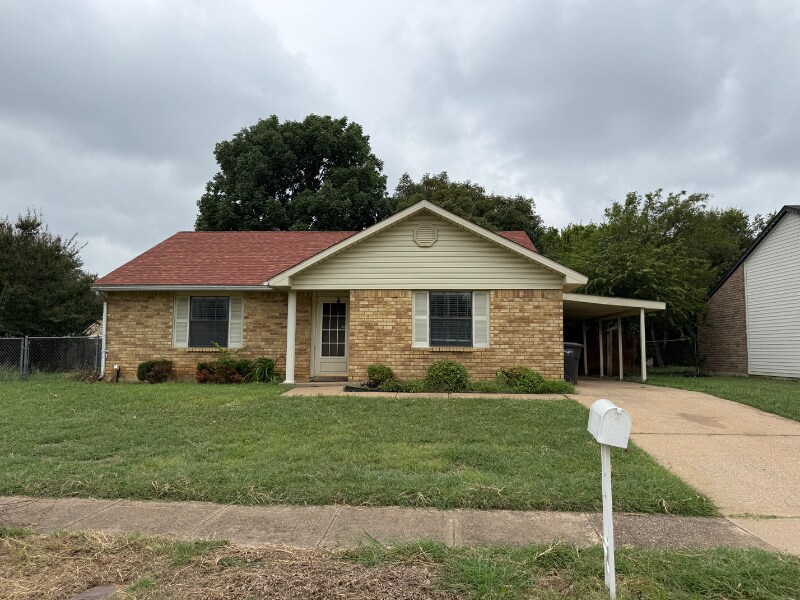 7612 Whirlwind Dr in Fort Worth, TX - Building Photo