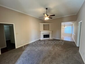 1330 Siskin Dr in Cordova, TN - Building Photo - Building Photo