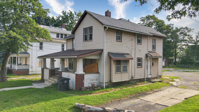 599 Sherman St in Akron, OH - Building Photo - Building Photo