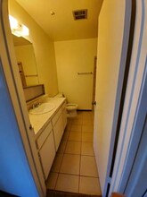 951 Copeland Creek Dr-Unit -951 Copeland Creek Dr. Unit 3 Unit 3 in Rohnert Park, CA - Building Photo - Building Photo