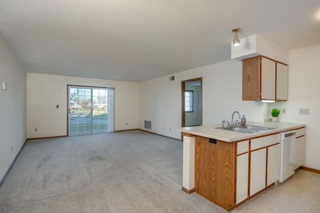 Shady Lane Apartments