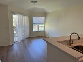 4823 Via Palm Lakes in West Palm Beach, FL - Building Photo - Building Photo