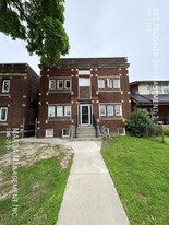 985 Pelissier St in Windsor, ON - Building Photo