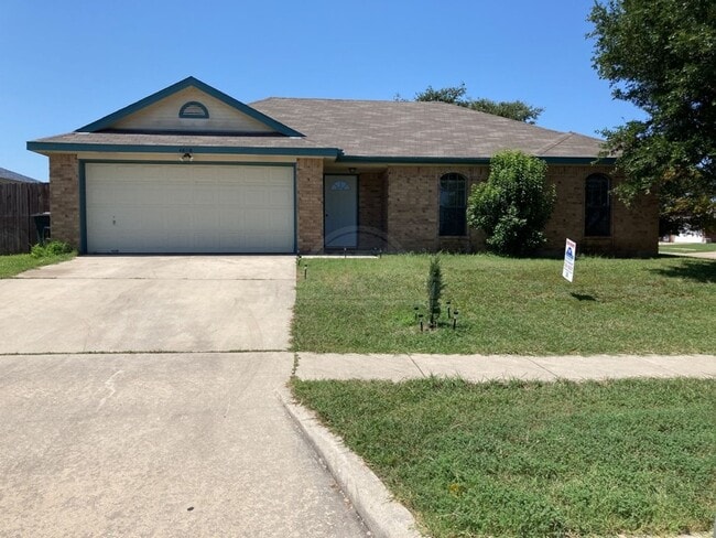 property at 4608 Fieldcrest Dr