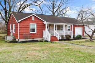 2414 Fairmont Blvd in Knoxville, TN - Building Photo