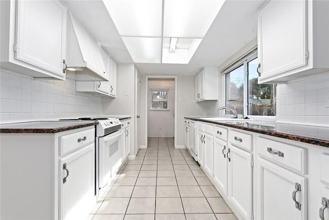 5000 Goodwin Dr in Plano, TX - Building Photo - Building Photo