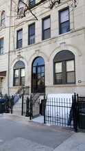 546 Hart St in Brooklyn, NY - Building Photo - Building Photo