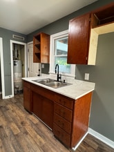 700 S West Ave in Springfield, MO - Building Photo - Building Photo