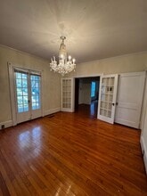 1821 Glenwood Ave in Raleigh, NC - Building Photo - Building Photo