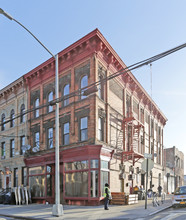 134 Kingsland Ave in Brooklyn, NY - Building Photo - Building Photo