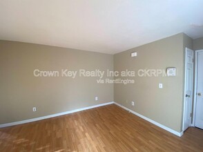 80 Portola Way in Tracy, CA - Building Photo - Building Photo
