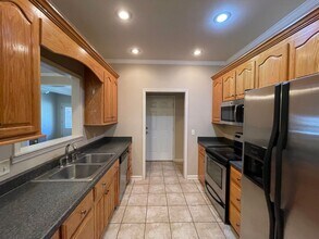 573 Co Rd 737 in Enterprise, AL - Building Photo - Building Photo