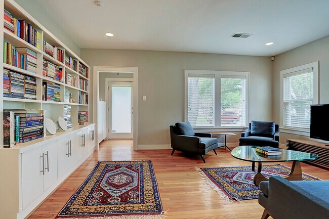 6119 Fordham St in Houston, TX - Building Photo - Building Photo